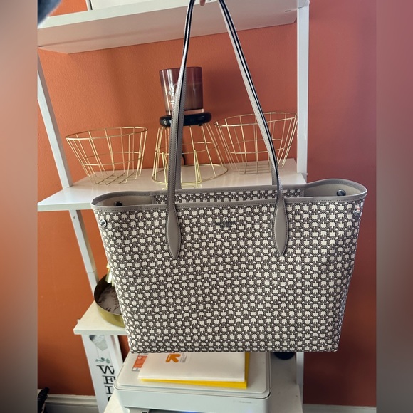 KATE SPADE Link Large Tote Bag w/card holder (NWT) - Picture 13 of 16